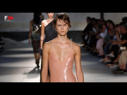 N°21 Best Looks Spring 2024 Milan - Fashion Channel