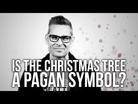 image-What was traditionally put on top of a Christmas tree?