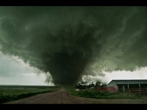CLOSE VIOLENT TORNADO SOUND !!! Coleridge, NE 6-17-14