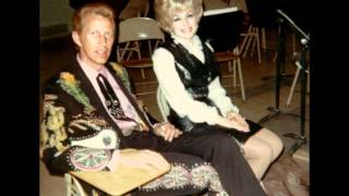 Dolly Parton Girl Left Alone With Lyrics