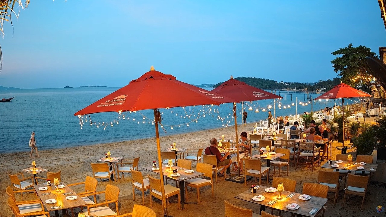 Live webcam view of El Gaucho Beach, Fisherman's Village