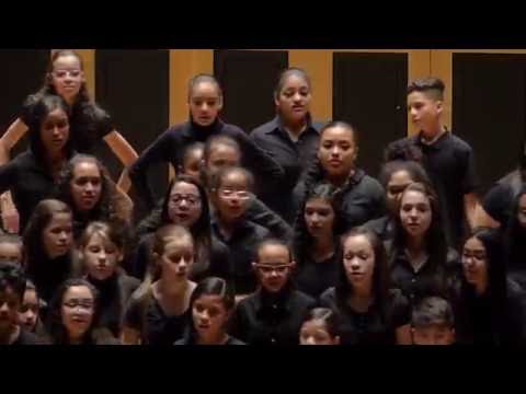 Coral Heliópolis do Instituto Baccarelli – Sivuca / Gadelha, Feira de Mangaio