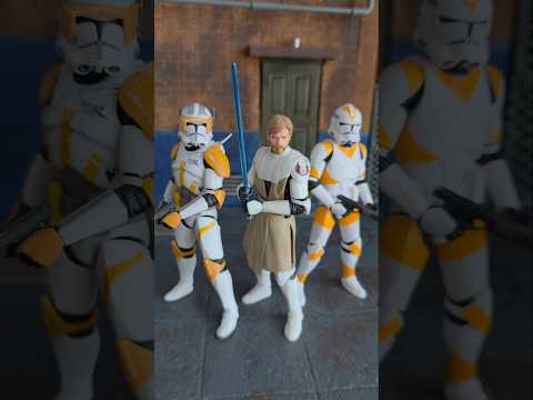 Star Wars the Black Series Obi-Wan Kenobi and Clone Trooper (212th) 2-pack Posing #starwarsfigures