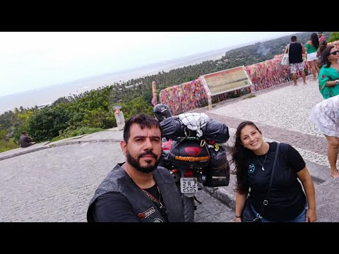 Conheça o casal friburguense que largou tudo e botou o pé na estrada