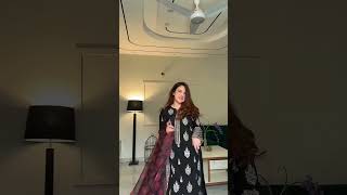 Black Viscose Raw Silk Embroidered Kurta Set with Dupatta - Video 3