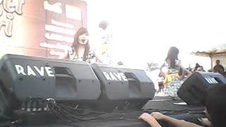 Download lagu Cherrybelle - Beautiful @HUT Dahlia FM 13-05-2012 mp3