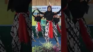 Download lagu Tari Kreasi Cakra 1 mp3