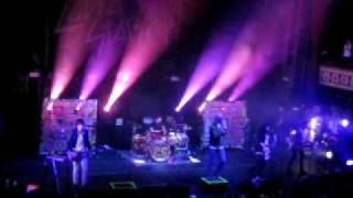 Cobra Starship - Nice Guys Finish Last - Live!!