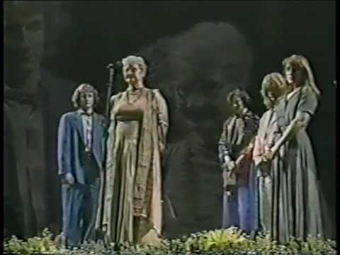 Jim Henson Memorial - Jane Henson & Family speak about Mr. Henson