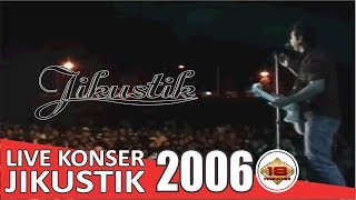 Download lagu Live Konser JIKUSTIK - Bahagia Melihatmu Dengannya @Manado 5 Mei 2006 mp3