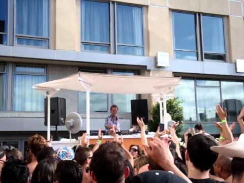 Avicii - Drowning (Armin Van Buuren feat. Laura V) @ Intervention Hard Rock Hotel 2011