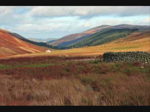 Alfred Deller sings 'The Oak and the Ash'