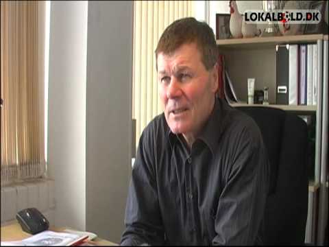 Køge BK's Peter Poulsen har nok at se til ...