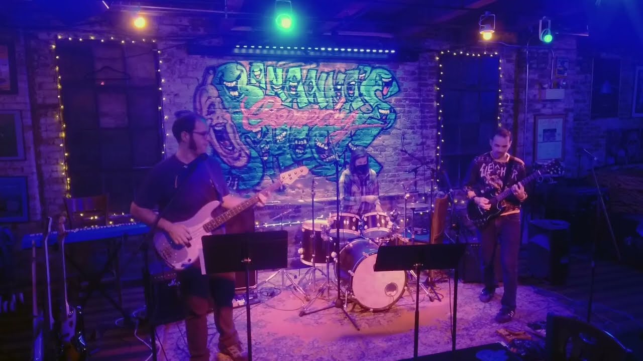 Khruangbin – Maria También