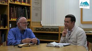 The Parasha Pod | Episode 22 | Purim: Why Didn’t Mordechai Bow? (ישיבת הר עציון) - התמונה מוצגת ישירות מתוך אתר האינטרנט יוטיוב. זכויות היוצרים בתמונה שייכות ליוצרה. קישור קרדיט למקור התוכן נמצא בתוך דף הסרטון