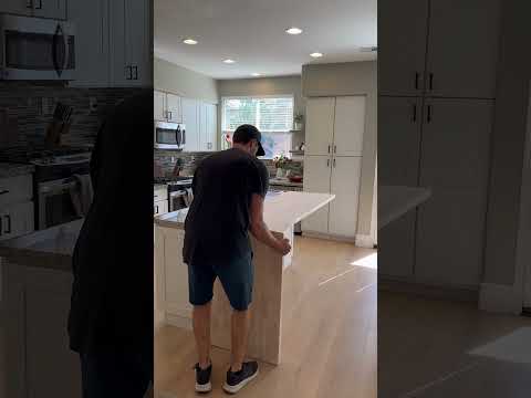 #diy kitchen island extension to create more counter space #kitchendesign #homedecor