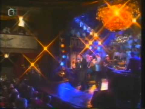Karel Gott - Oči má sněhem zaváté