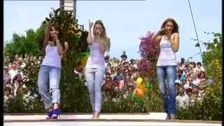 Mandy Capristo - EPIC Playback Fail (Monrose - &quot;Tip Toe&quot; live @ ZDF Fernsehgarten 17.05.2009)