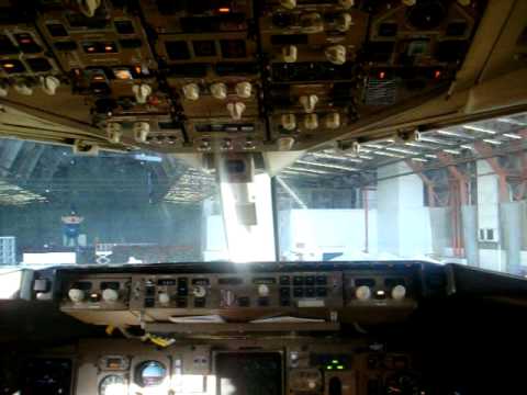Boeing 767-300 from Delta Air Lines at JFK Intl. Airport