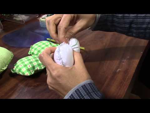 Woman.com 07/16/2013 Bil Carioca - Doorstop Frog