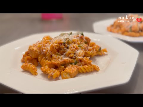 30 Minute Garlic Oil Creamy Tomato Chicken Pasta Recipe!