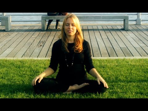 12 Signs Symptoms of Stress | Stress Management