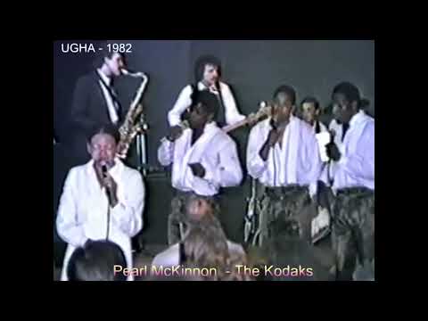 Pearl McKinnon & Charm (Kodaks) - Teenager's Dream  (UGHA - 1982)