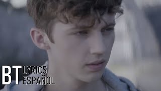 Troye Sivan - FOOLS (Lyrics + Español) Video Official