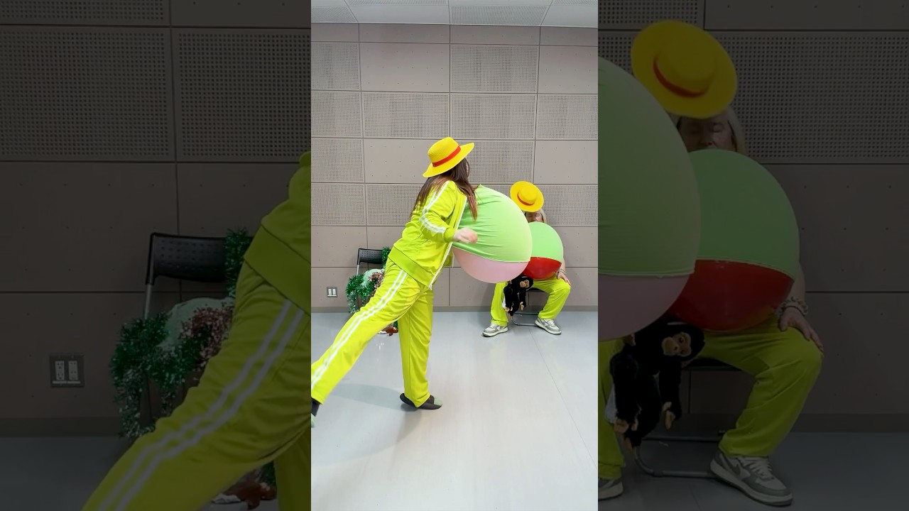 パラダイス リアルピース 巨大風船服の中で膨らませて踊ってみた4 Balloon Popping Dance  #パラダイス #リアルピース #腰ヒット #Shorts