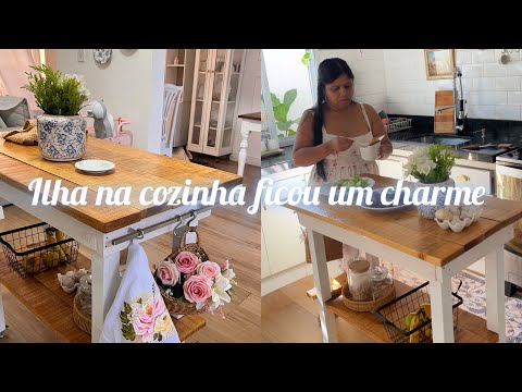 We've finished the kitchen island; it's a sweet and cozy space.