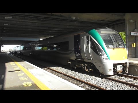 Irish Rail 22000 Class Intercity Train - Clondalkin & Fonthill, Dublin