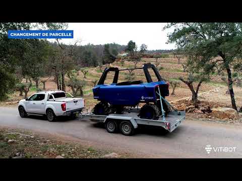 Démonstration - Bakus robot 100% électrique et autonome pour vignes -  VitiBot - Château de Berne