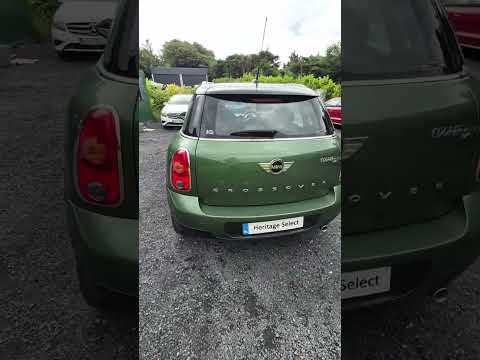 MINI COOPER D CROSSOVER AUTOMATIC  2016 - Image 2