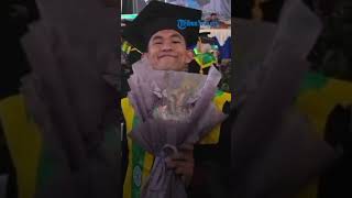 Viral Kisah Mengharukan, Dimas Mahasiswa Difabel Jadi Lulusan Terbaik dan Tercepat di Kampus Jambi