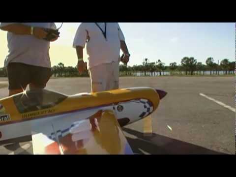 IV AEROFORTAL - BRASIL- Humbertão voando Extra e depois o Lalo voando Laser - SENSACIONAL