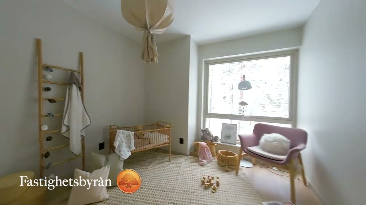 5 rum Parhus på Klavebacken 3D Länna Huddinge kommun - video
