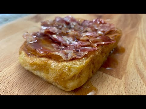 French Toast with Bacon and Maple Syrup