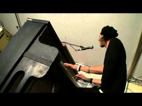 Sunflower Caravan - Change Your Designer