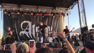 Atreyu - You Give Love A Bad Name live (Bon Jovi Cover | Glendale, Arizona | BrUfest | Fear Farm