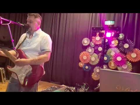 Grupa Liepavots un Sapnis - Wake me up