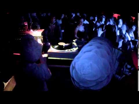 Warrior Stance- Messenger Sound System ft Earl sixteen and Afrikan Simba Nov 1 2014