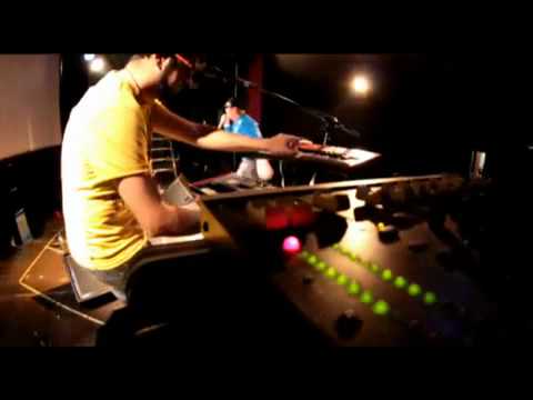 Bearlin - Wake up to new world [ LIVE 2010 ]