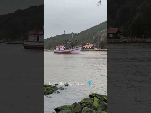 Embarcação barra de laguna litoral Sul catarinense