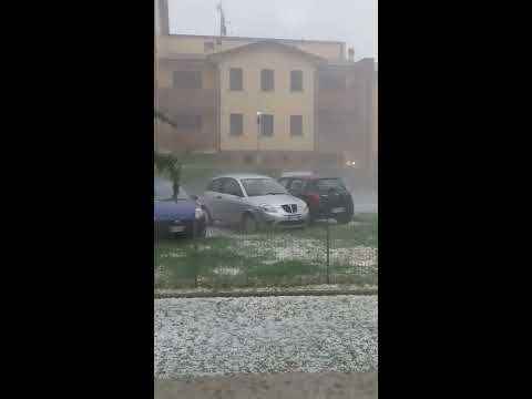 Furiosa grandinata nel reggiano 22-06-2019