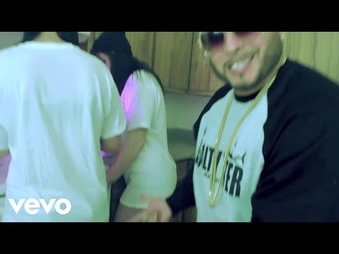 Throwed Ese - Whippin' ft. Pancho V