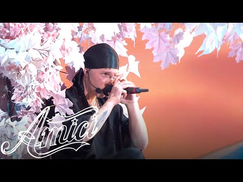 Amici 22 - Wax - Una direzione giusta