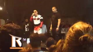 El momento donde J Alvarez pierde el control luego que lanzaran una lata de cerveza a la tarima