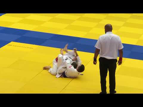 Michael Sheehan (Canada) vs Szilárd Süle (Hungary)