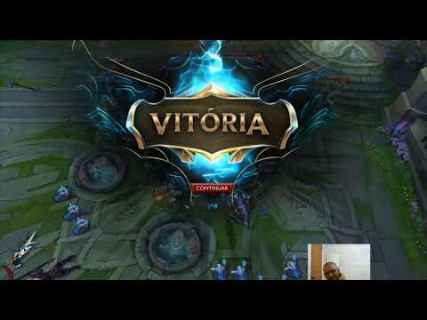 League of Legends.  Vovô carrega de Yorick Top.