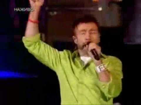 Queen + Freddie Mercury + Paul Rodgers - Crazy Little Thing Called Love
